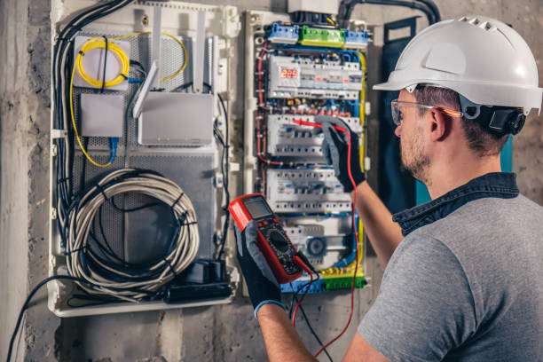 Best Electrical Troubleshooting Services  in Woodstock, IL