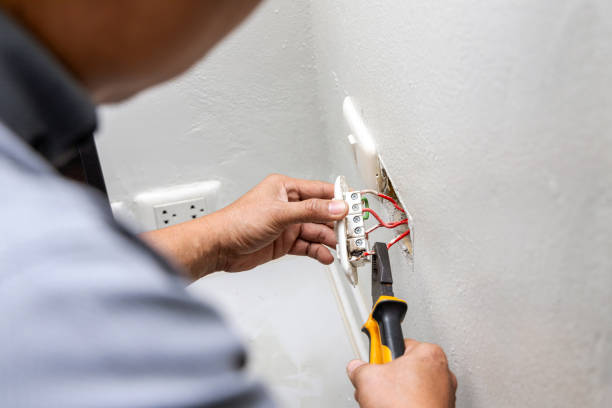  Woodstock, IL Electrician Pros